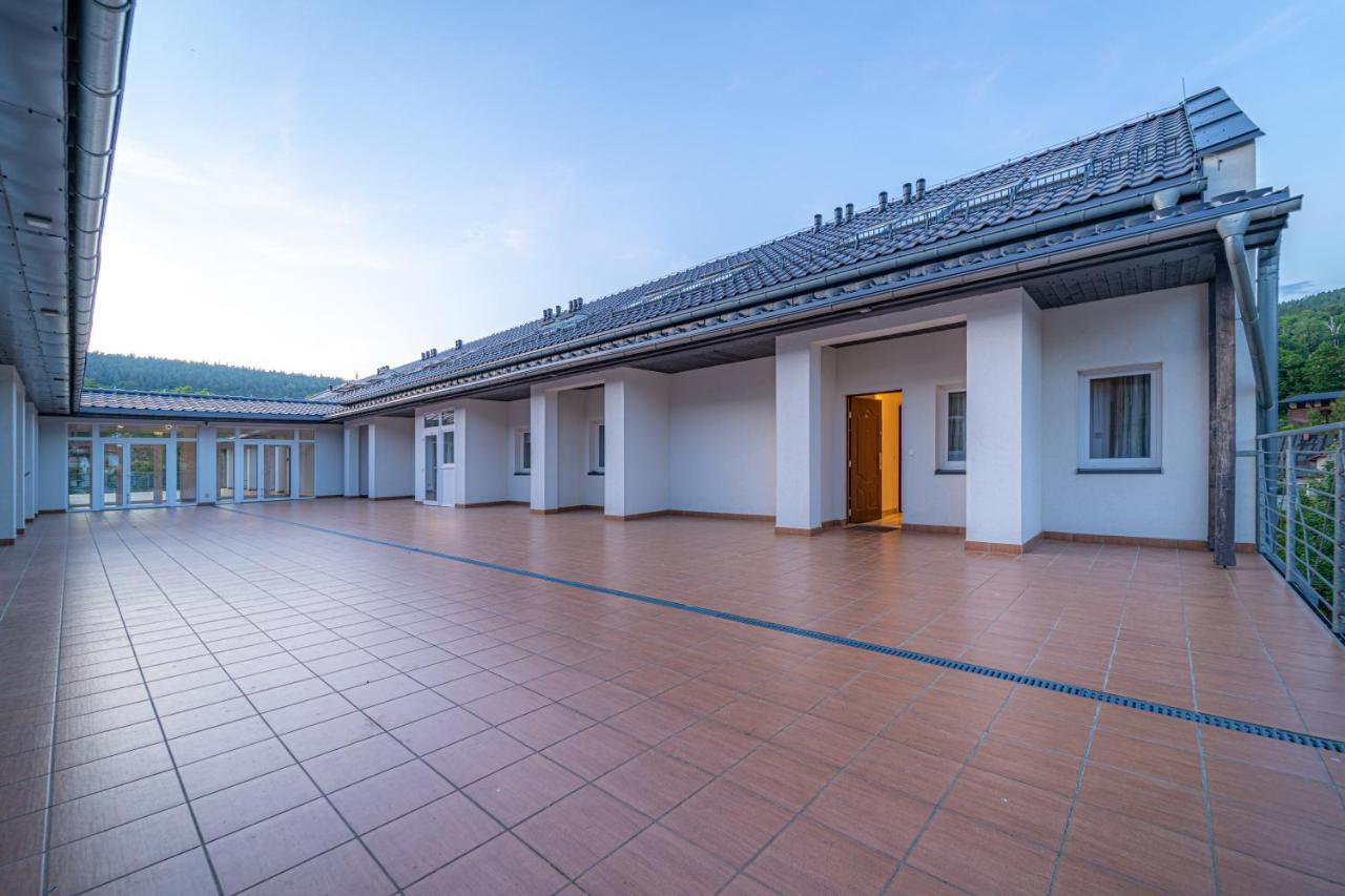 Apartament Rodzinny Plus Mountain Aparts Świeradów-Zdrój Esterno foto